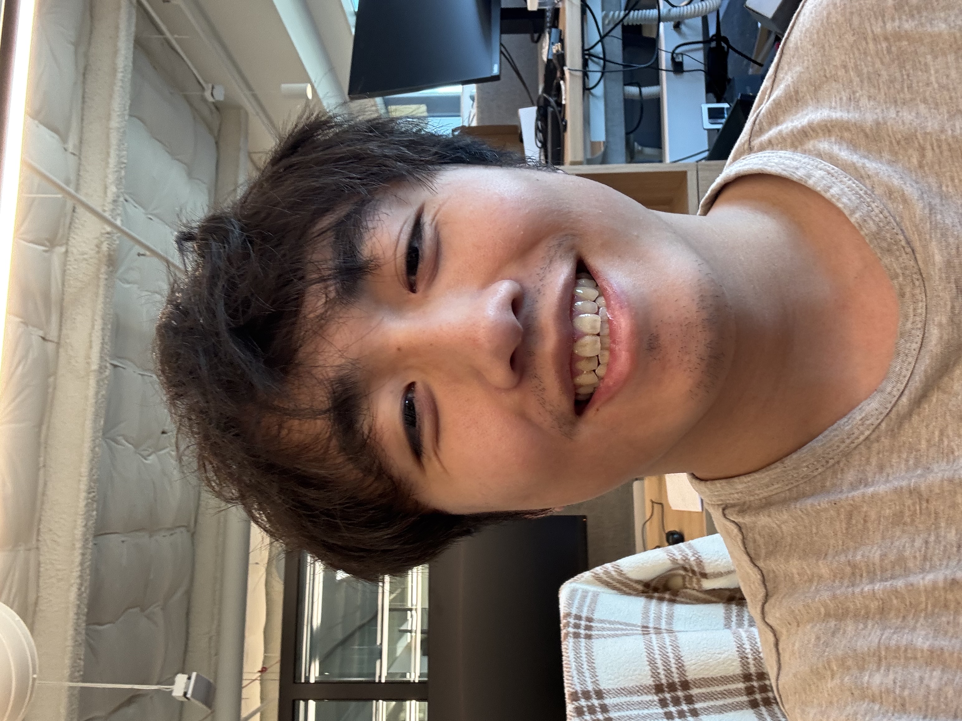 Headshot of Calvin Leng